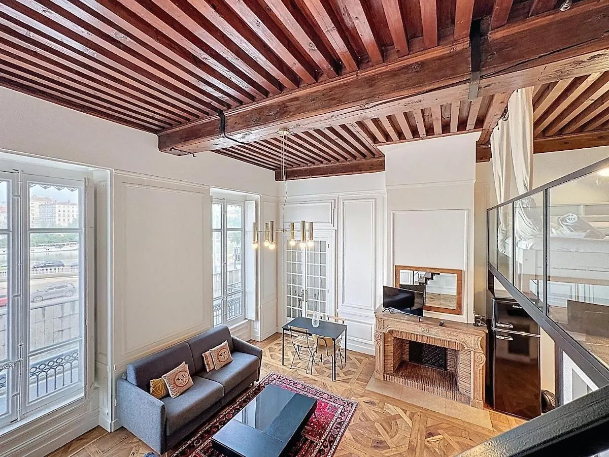 My home Centre ville Lassagne-Central-Wifi-Sofabed Lyon Apartment